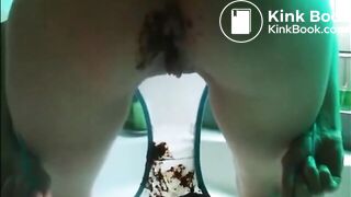 Hot butt babe shit on a sexy panty