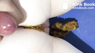 She shits for her lover 2