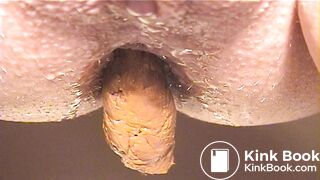 Close up HD pissing and shitting