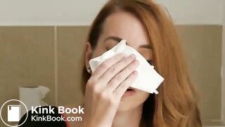 Hot girl lets loose on toilet