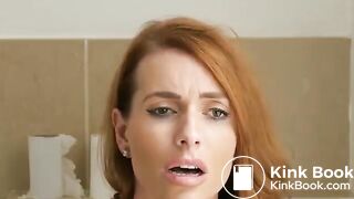 Hot girl lets loose on toilet