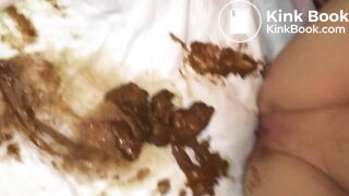 I love Kinky poop play.Look at my play❗️
