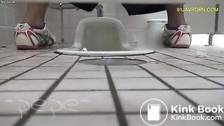 poop back shot - video 18