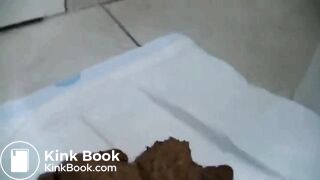 Blondie shit a big one