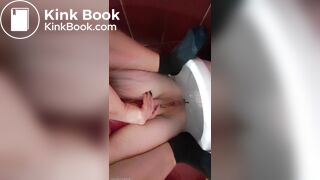French cam girl pooper