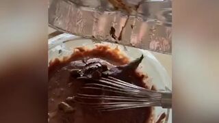 Girlfriend made brownies with her shit