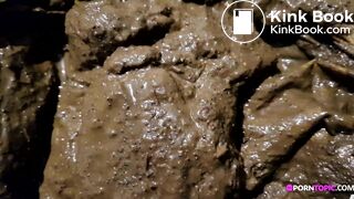 beautiful and sexy blonde with am ans poops and pees