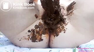 Packing My Pussy with Shit