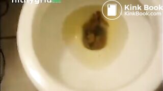 Black girl poo - video 2