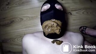 Sweety shits in mouth