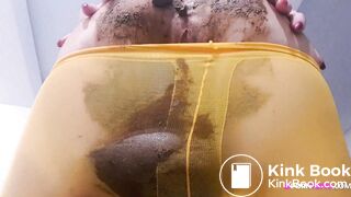 beautiful and sexy blonde with a mask pooping - video 2