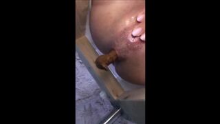 HOT GERMAN MILF POOPS A LOT