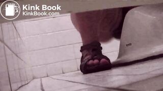 japanese toilet porn t-019 (chubby japan girl drops HUGE turd)