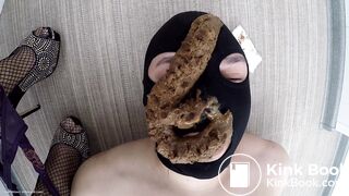 Long smelly dump for her slave.