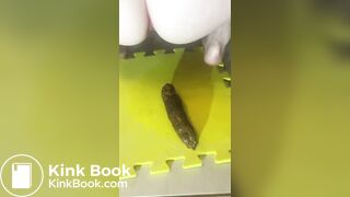 Hot Amateur Woman Pooping Compilation