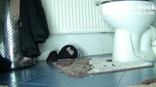 Large turd is birthed