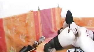 girl taste pee and shit