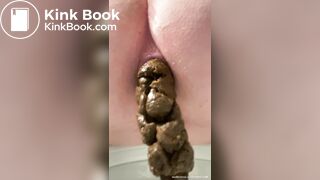 Perfect poop - video 3