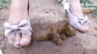 Hot chick playground poop