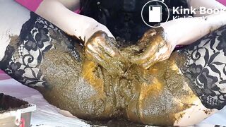 Shitting from pussy part 1