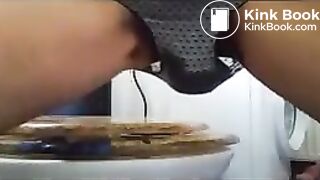 pooping black panties