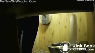 Girl poops - video 12