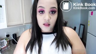 You love watching fat girls shit