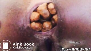 Ebony scat Super close up