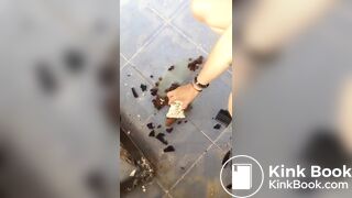 Stunning Chick Shits In Abandoned Building