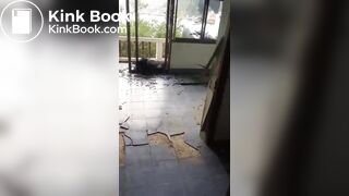 Stunning Chick Shits In Abandoned Building