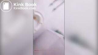 중국 여자아이가 똥을 싸다. - video 2