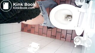 European Girl pooping 1