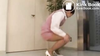 japanese office girl desperate to diarrhea