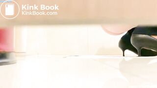 spy toilet - video 225