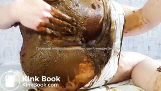 sexy Russian crapping and peeing - video 6