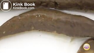 Long turd from Japanese girl