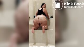 Make that big booty shit toot toot