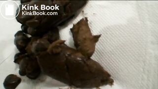 kawaii japanese girl shits in her kitchen