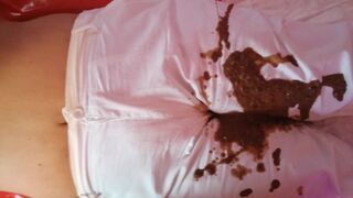 Panty poop and poop on white jeans then smearing - video 5