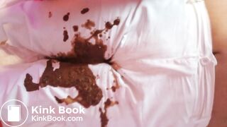 Panty poop and poop on white jeans then smearing - video 5