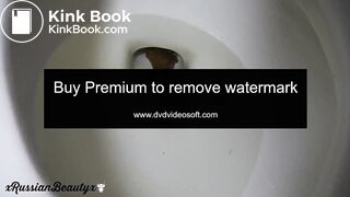 gorgeous n sexy girl pooed farted and peed