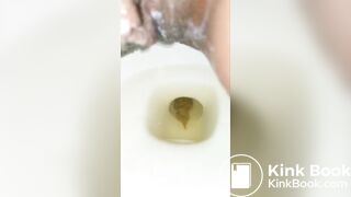 Ebony Shitting - video 4
