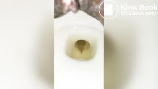 Ebony Shitting - video 4