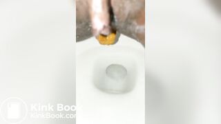 Ebony Shitting - video 4