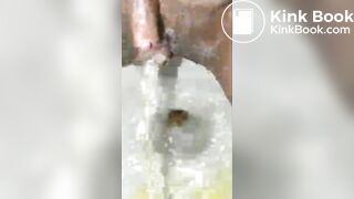 Ebony Shitting - video 4
