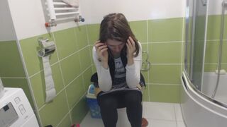 Woman on toilet - video 5