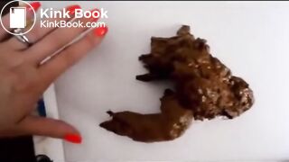 woman pooping into container - video 7