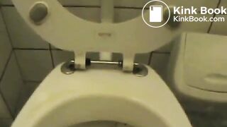 Amateur pooping a lot