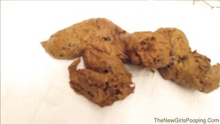 sexy naked girl shitting and pissing - video 4