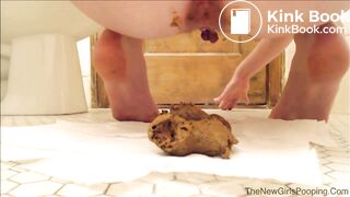 sexy naked girl shitting and pissing - video 4